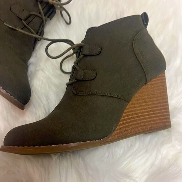 Nautica wedge booties D20 - Picture 1 of 11